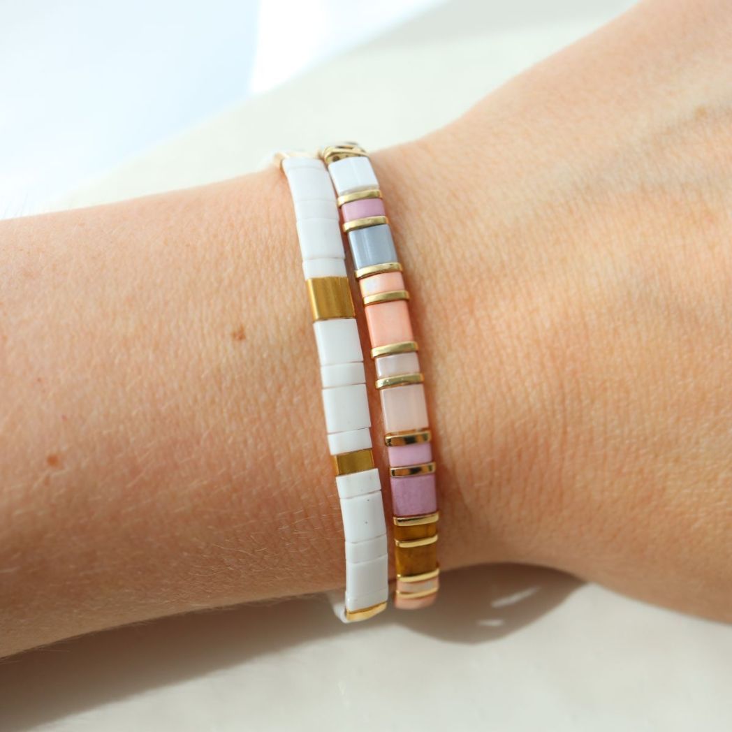 white braceket / bracelet blanc 
