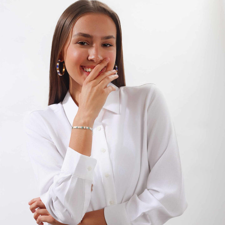 Ensemble Essentiel (boucles d'oreilles Tila, collier et parure Essentiel)