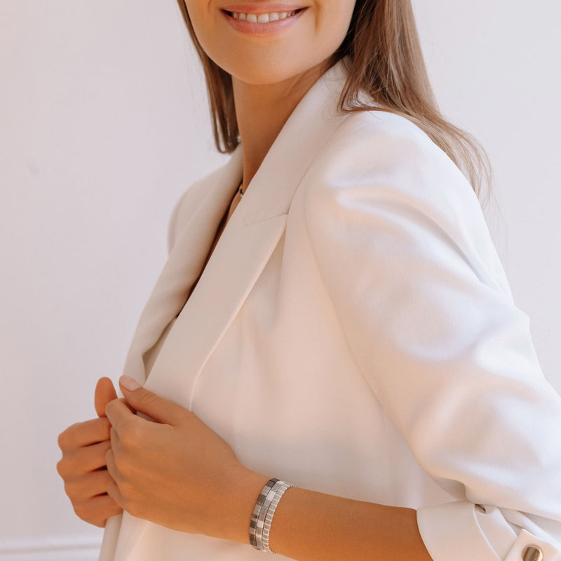 Parure Platine - bracelet en perles Miyuki porté au poignet