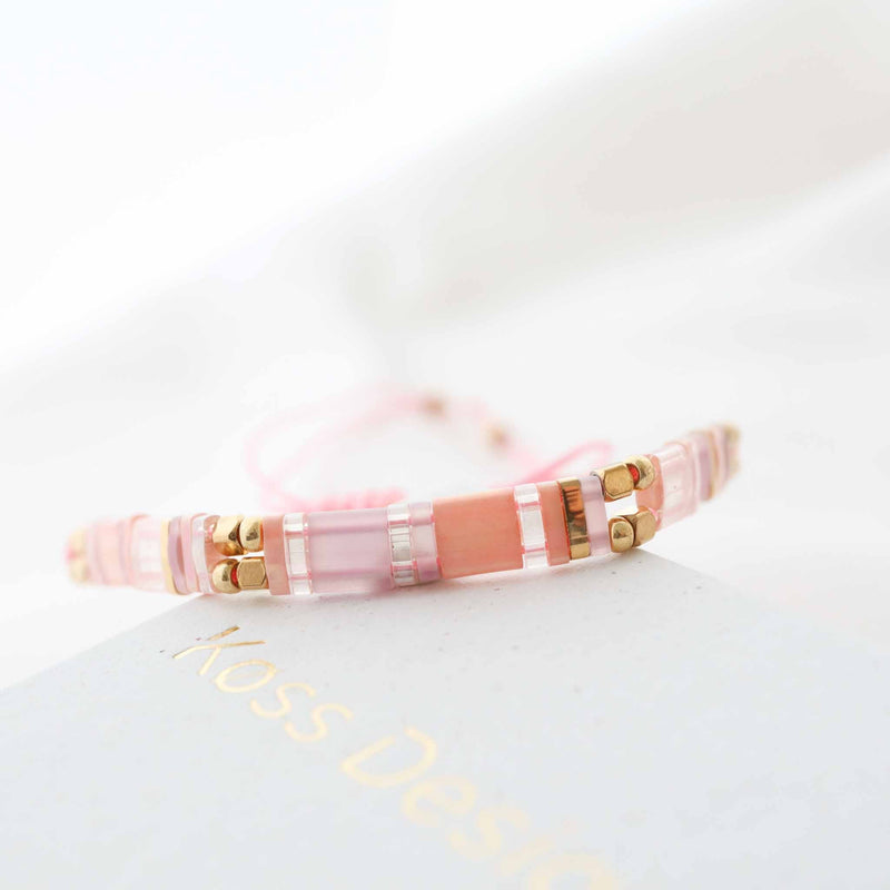 Rose - vue détaillée des perles Miyuki japonaises