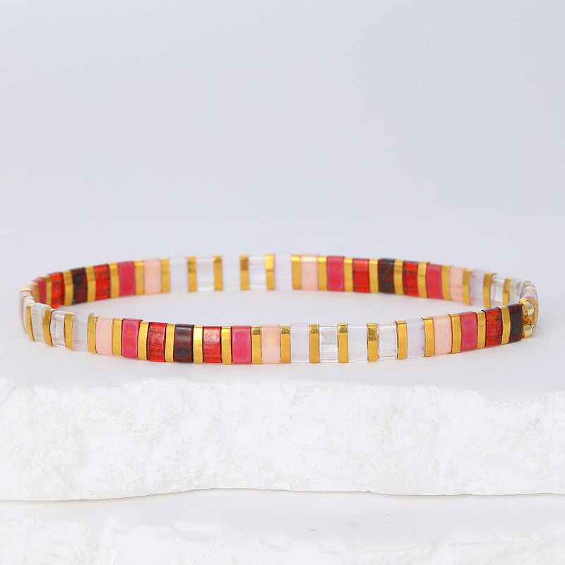 Parure Claret - bracelet en perles Miyuki porté au poignet