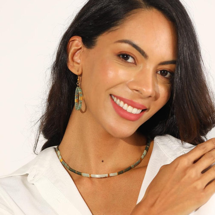 Luna - détail des couleurs et motifs en perles Miyuki Tila