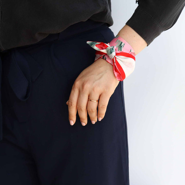 Julia - Pulseira de seda